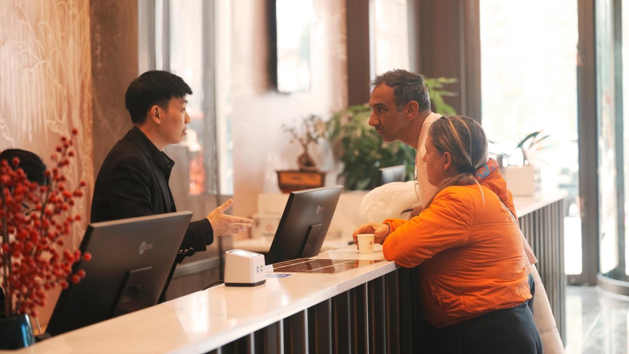 Zhangjiajie Hero Boutique Hotel Экстерьер фото